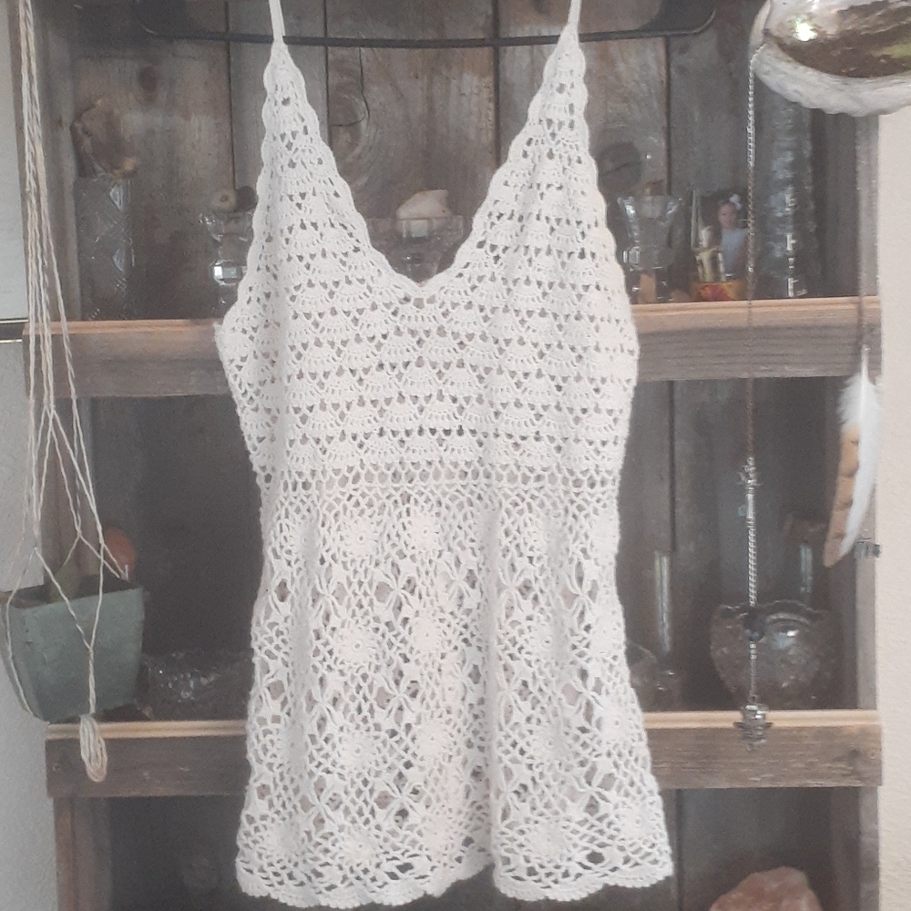 3/$15 Crochet tank top